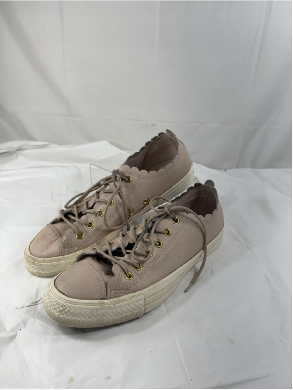 Converse All Star FRILLY THRILLS Women's Pink Leather Low Top SNEAKERS Size 9